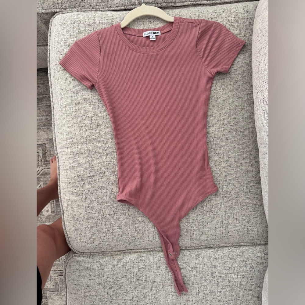 Fashion Nova Ribbed Pink Top